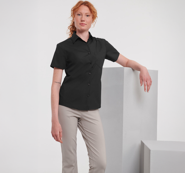 Russell Collection - Ladies´ Short Sleeve Poly-Cotton Easy Care Poplin Shirt - Skjorte Med Eget Logo