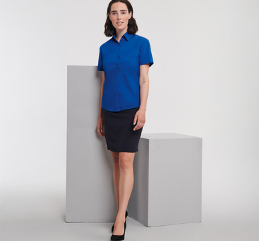 Russell Collection - Ladies´ Short Sleeve Poly-Cotton Easy Care Poplin Shirt - Skjorte Med Eget Logo