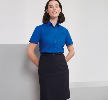 Russell Collection - Ladies´ Short Sleeve Poly-Cotton Easy Care Poplin Shirt - Skjorte Med Eget Logo