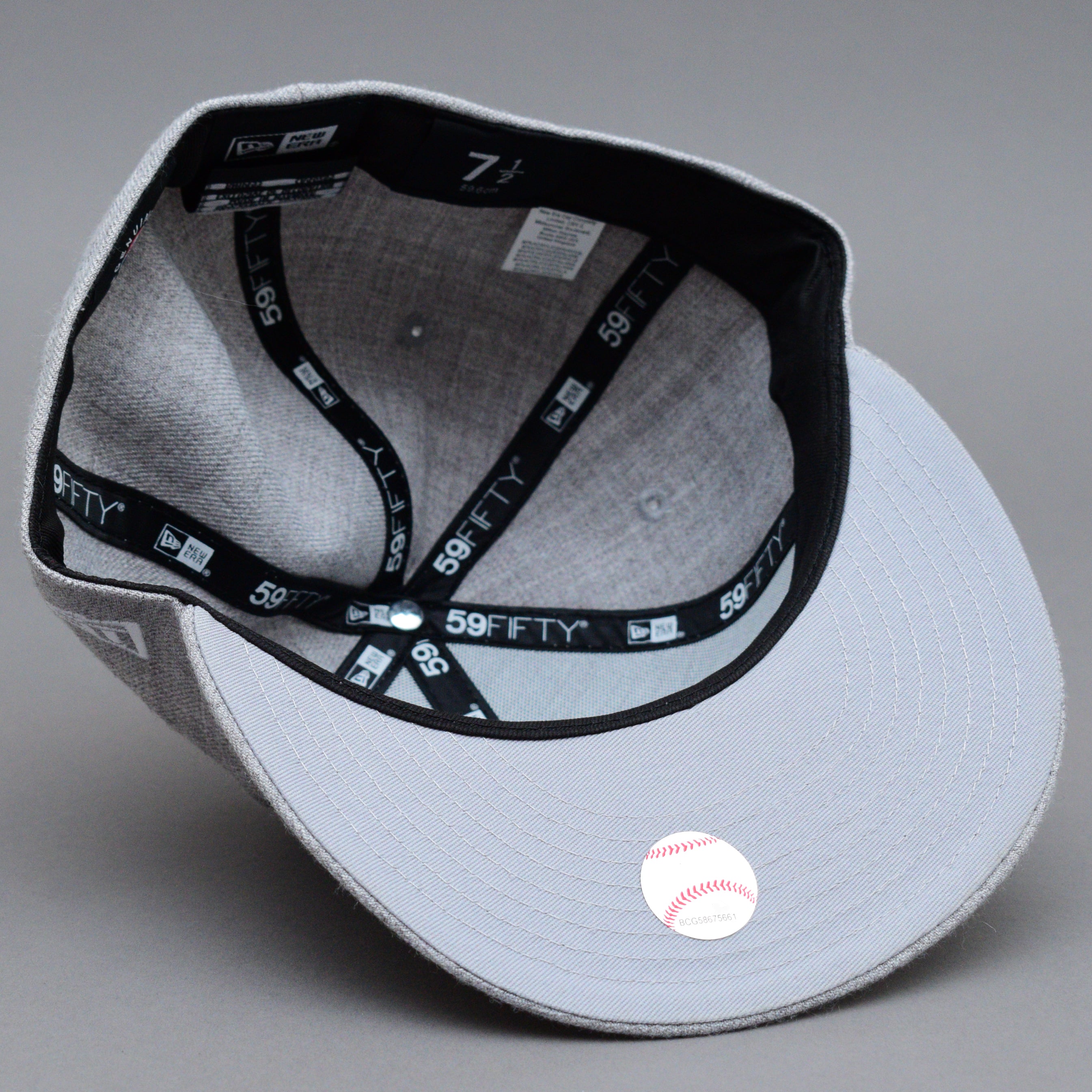 New Era MLB New York NY Yankees 59Fifty Essential Fitted Heather Grey White Grå Hvid 11044974