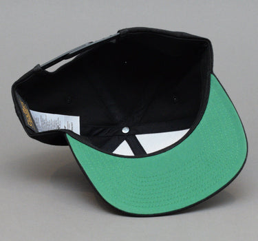 Ideal Daddy Needs A Beer Snapback Black Sort