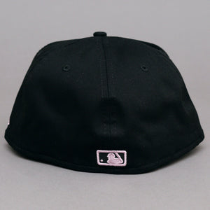 New Era MLB New York NY Yankees 59Fifty Essential Fitted Black Pink Sort Lyserød 60298742