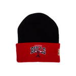 Mitchell & Ness Chicago Bulls Team Logo Arch Knit Beanie Black Red